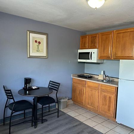 Americas Best Value Inn And Suites Groves Exterior foto