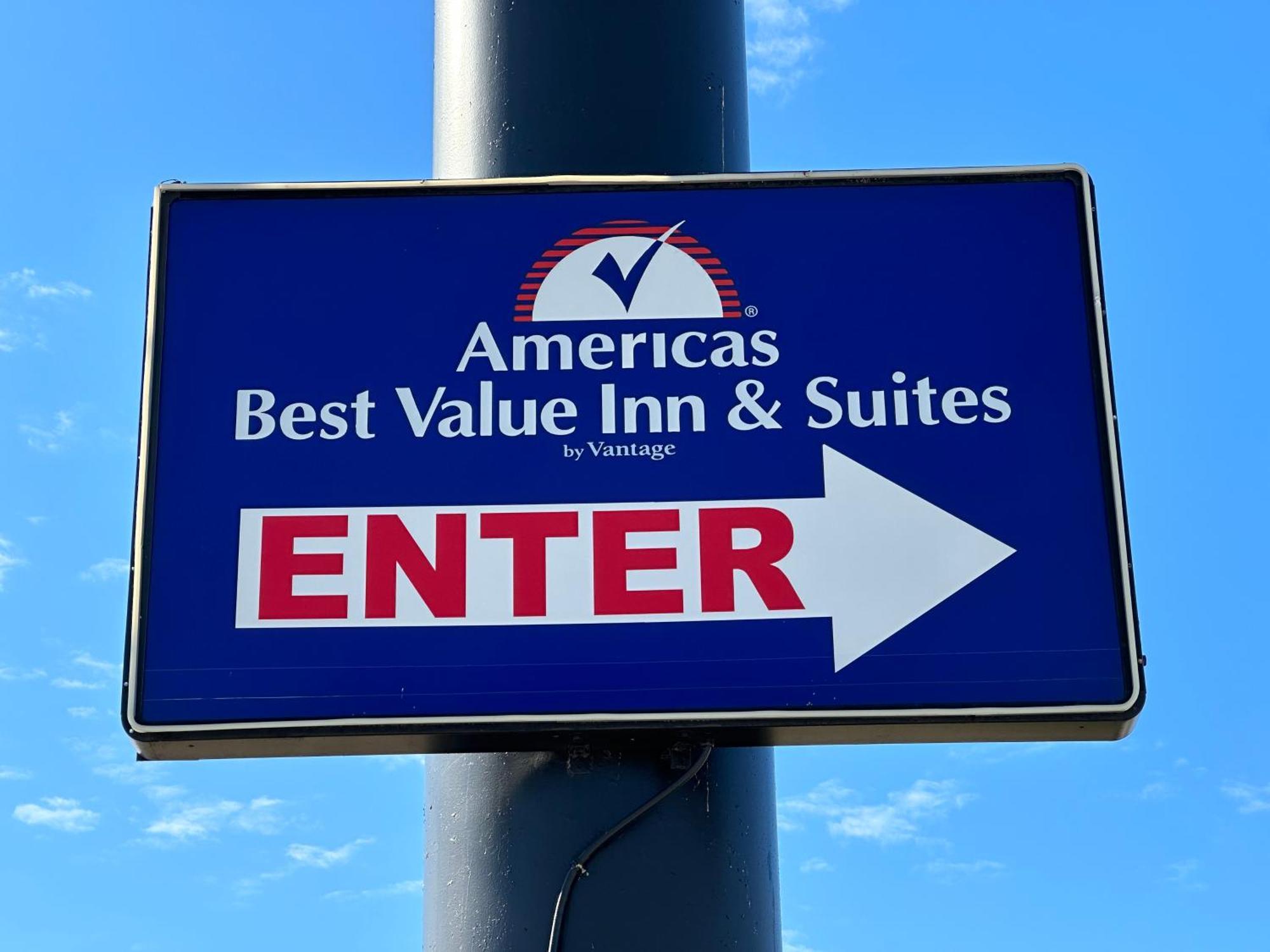 Americas Best Value Inn And Suites Groves Exterior foto