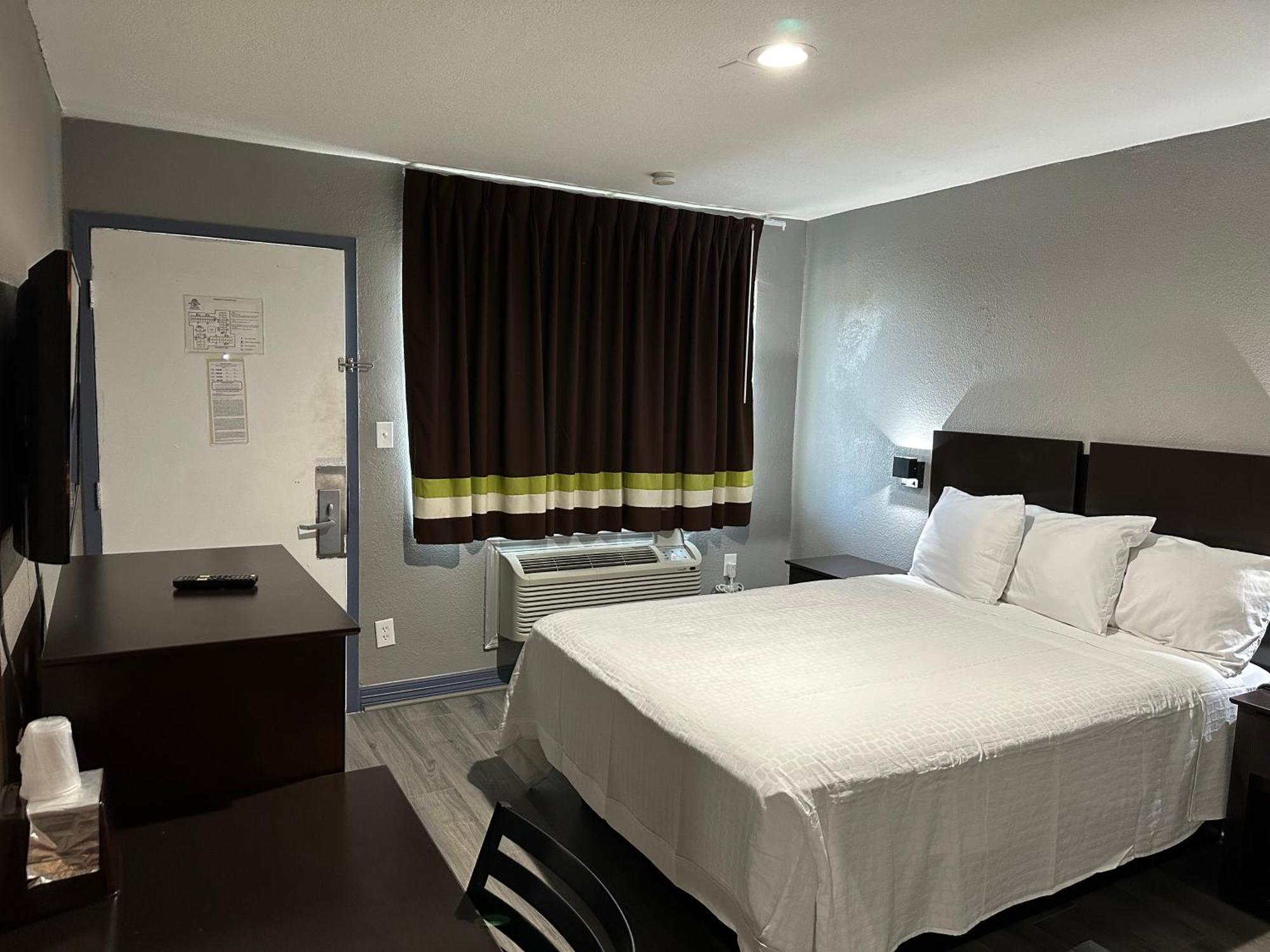 Americas Best Value Inn And Suites Groves Exterior foto