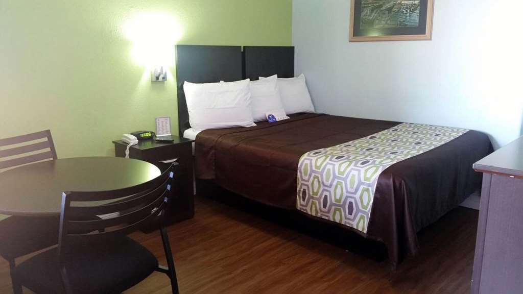 Americas Best Value Inn And Suites Groves Quarto foto