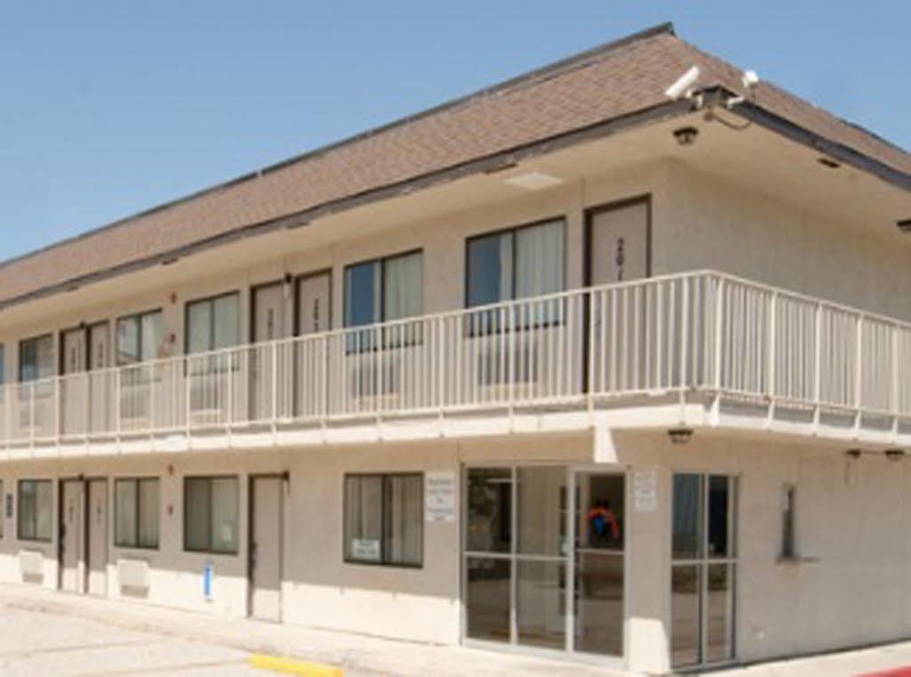 Americas Best Value Inn And Suites Groves Exterior foto